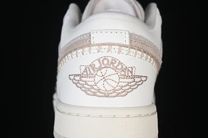 All categories Air Jordan Jordan series basketball shoes Air Jordan 1 Low G version pure original Air Jordan 1 Low AJ1 Joe 1 meter white brown low-top casual sneakers HV4268-120